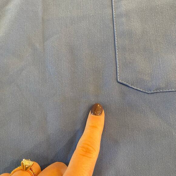 Figs Leon Three-Pocket Scrub Top Men's‎ size XS - Picture 3 of 5